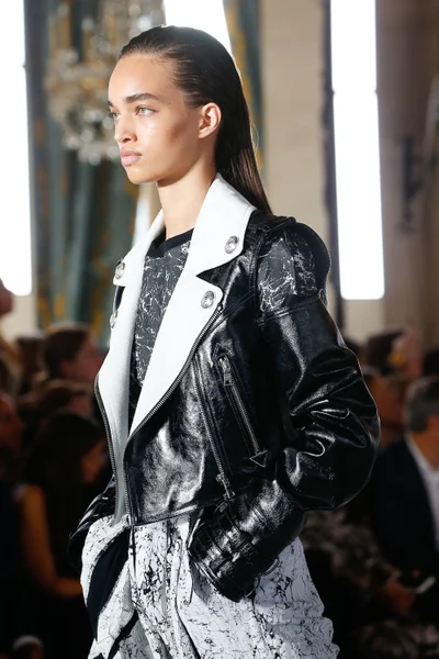Look 46